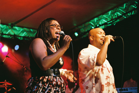 Aja and Fatin Kindred gives a free concert in Harrisburg. Photo by Leon Laing